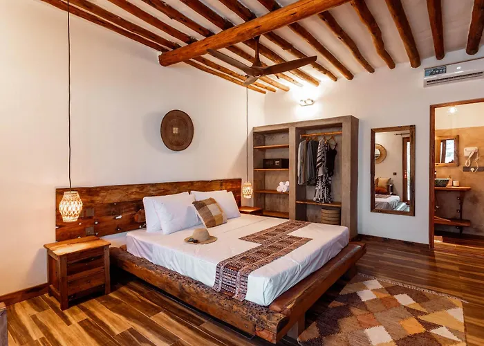 Casa Ananda Boutique Hotel